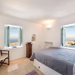 Vila Sleeps8-parking-garden-pool-sunsets-barbeque *