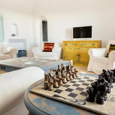 Sleeps8-parking-garden-pool-sunsets-barbeque Villa *