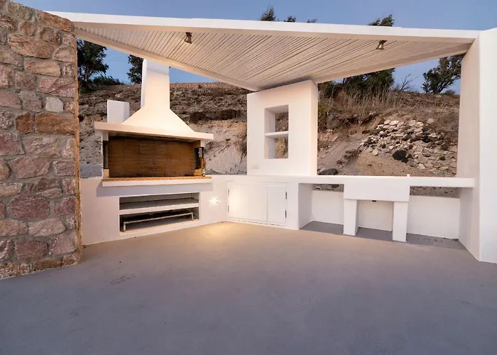 Sleeps8-parking-garden-pool-sunsets-barbeque Emporio (Santorini)