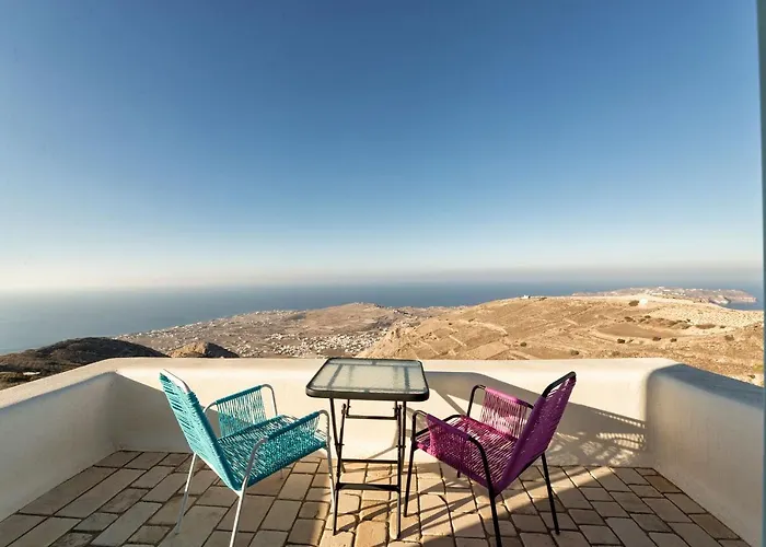 Sleeps8-parking-garden-pool-sunsets-barbeque Emporio (Santorini)