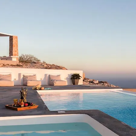 Sleeps8-parking-garden-pool-sunsets-barbeque Villa *