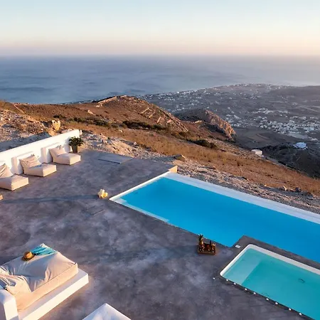 Sleeps8-parking-garden-pool-sunsets-barbeque Βίλα